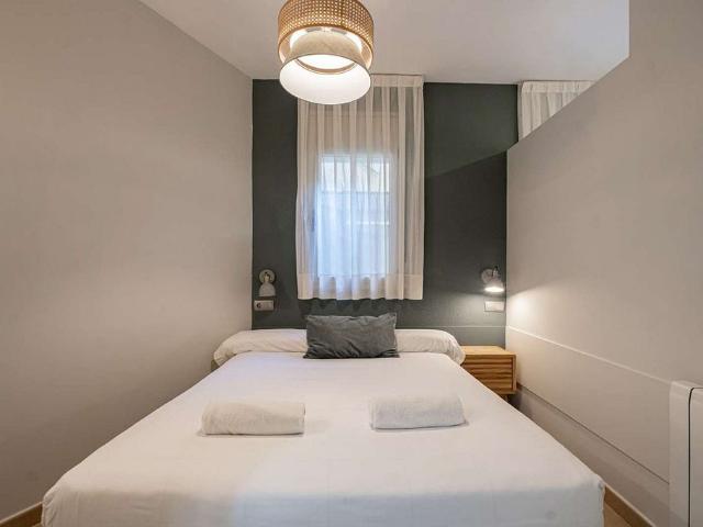 Estudio en alquiler en calle De Fernández Duró, Barcelona, de 10 m² por 2.100