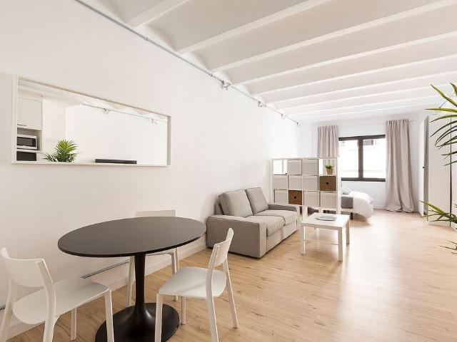 Estudio en alquiler en calle De Puigmartí, Barcelona, de 45 m² por 1.850