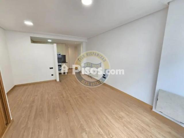 Estudio en alquiler en Calle de Paraguay