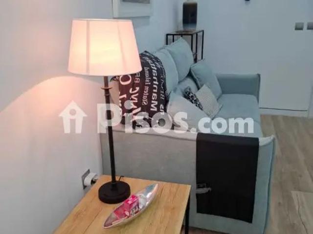 Estudio en alquiler en Calle de Santiago, 5