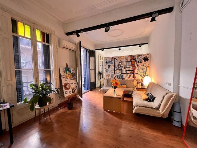 Estudio en alquiler en calle Del Torrent de L'olla, Barcelona, de 60 m² por 1.586