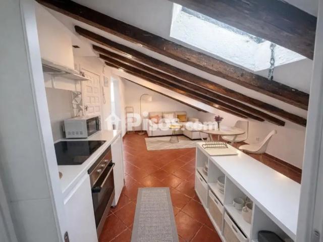 Estudio en alquiler en Calle del Ángel