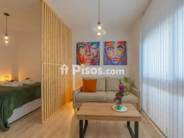 Estudio en alquiler en Calle del Convento, 4