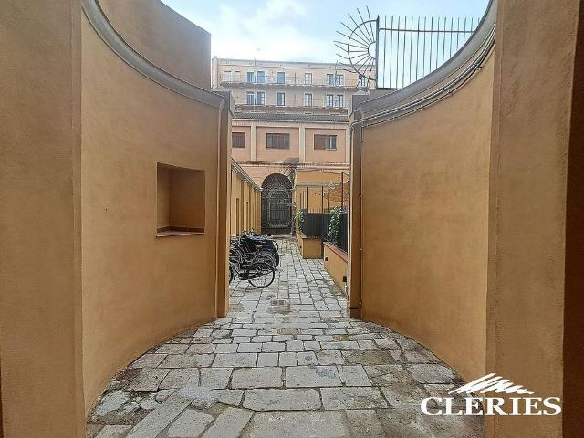 Estudio en alquiler en calle Del Marquès de Barberà, Barcelona, de 66 m² por 1.200