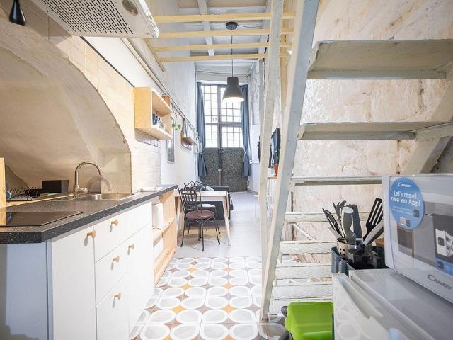 Estudio en alquiler en calle Del Nou, Barcelona, de 32 m² por 941