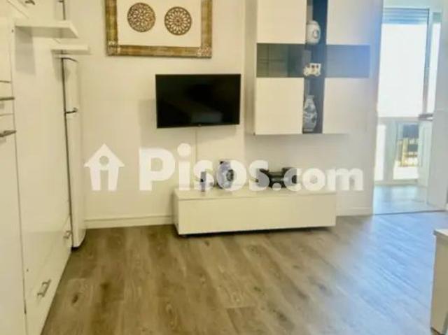 Estudio en alquiler en Calle del Sol