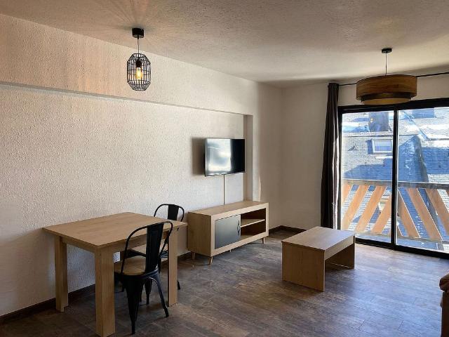 Estudio en alquiler en calle Dels Vaquers, El Pas de la Casa, de 35 m² por 900