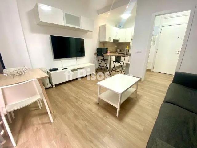 Estudio en alquiler en Calle General Vives, cerca de Calle Ripoche