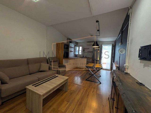 Estudio en alquiler en calle Santa Apolònia, Granollers, de 95 m² por 1.200