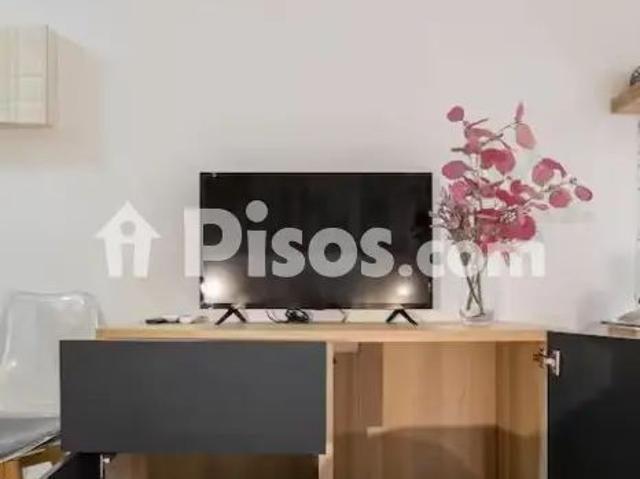 Estudio en alquiler en Carrer d'Aragó, 34