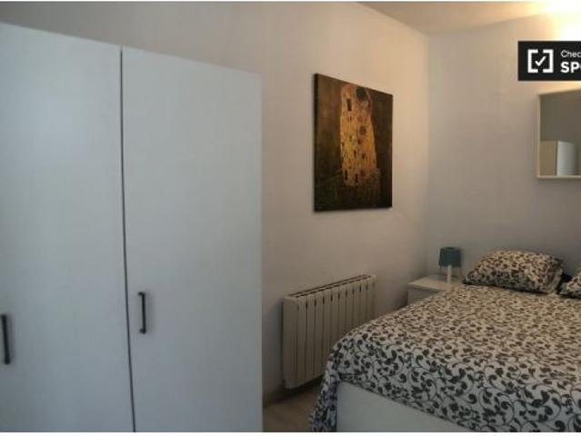 Estudio en alquiler en Cortes, gastos incluidos