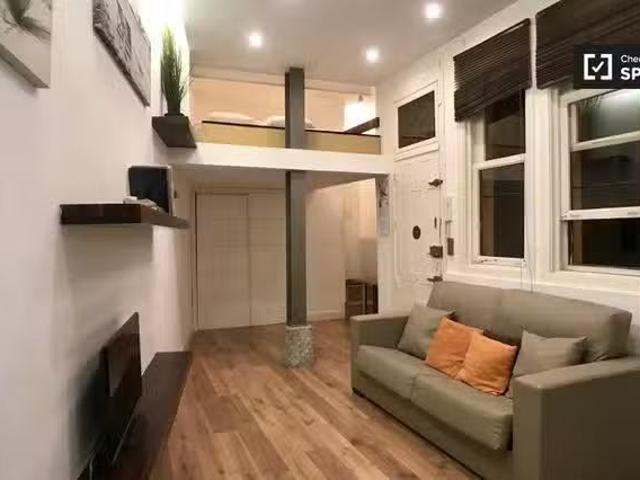 Estudio en alquiler en Cortes, Madrid