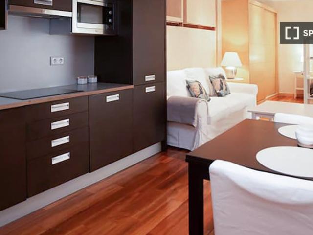 Estudio en alquiler en Cortes, Madrid