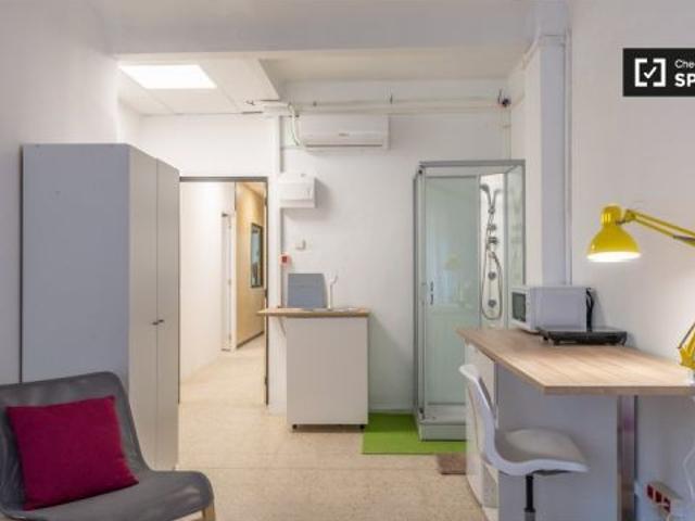 Estudio en alquiler en El Poblenou, Barcelona