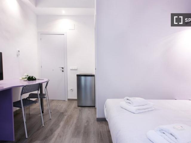 Estudio en alquiler en El Raval, Barcelona