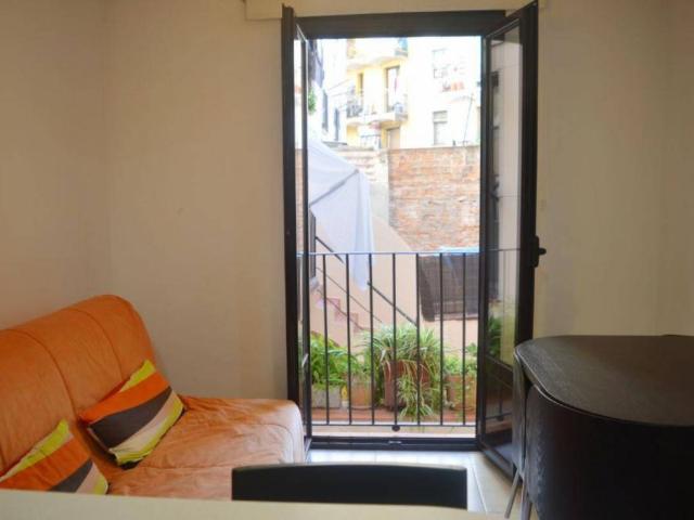 Estudio en Alquiler en El Raval