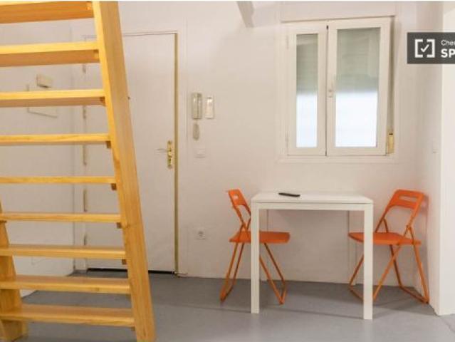 Estudio en alquiler en Embajadores