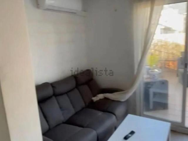 Estudio en alquiler en Granada, Constitucion