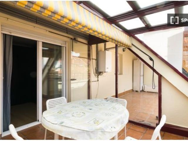 Estudio en alquiler en Lucero con balcón
