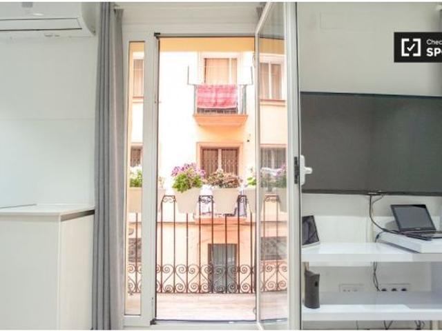 Estudio en alquiler en La Barceloneta, gastos incluidos