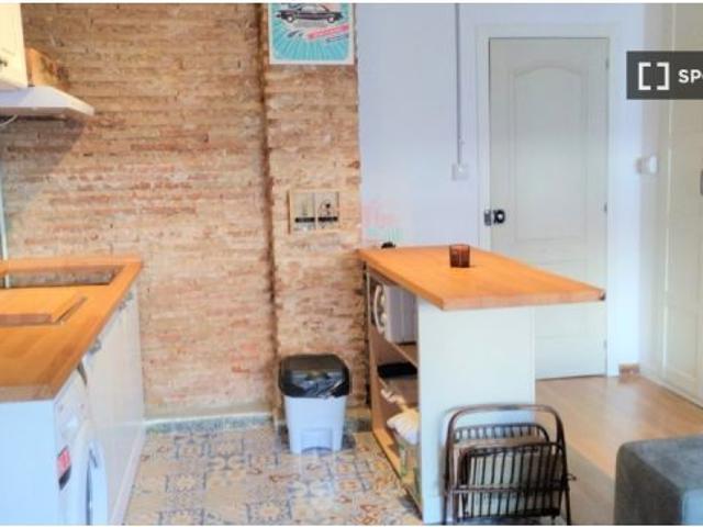 Estudio en alquiler en La Roqueta, Valencia