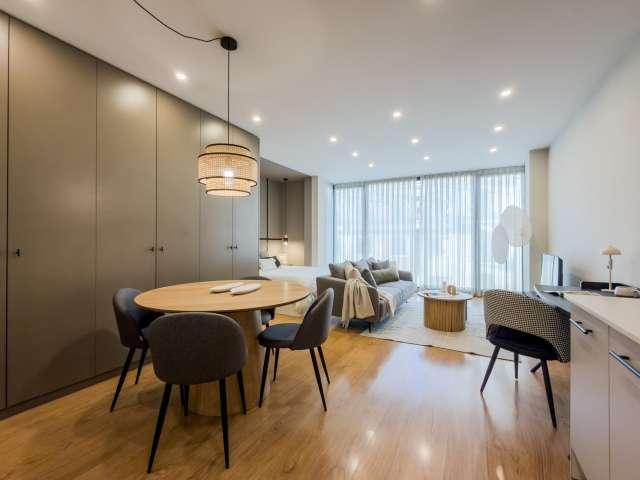 Estudio en alquiler en La Sagrada Familla, Barcelona