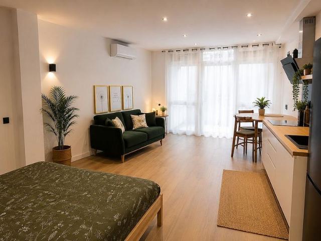 Estudio en alquiler en plaza De Sanllehy, Barcelona, de 48 m² por 850