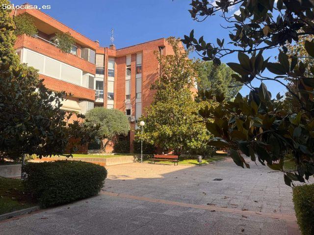 Estudio en Alquiler en Pozuelo de Alarcón, Madrid