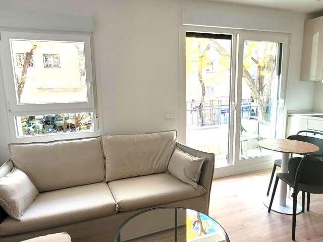 Estudio en alquiler en Quintana, Madrid