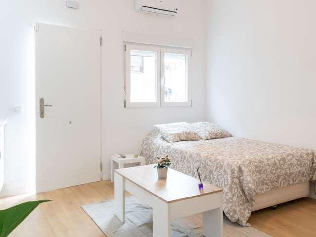Estudio en alquiler en San Andrés, Madrid