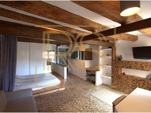 Estudio en Alquiler en Sant Pere, Sta. Caterina i la Ribera