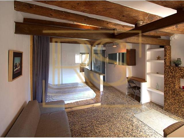 Estudio en Alquiler en Sant Pere, Sta. Caterina i la Ribera