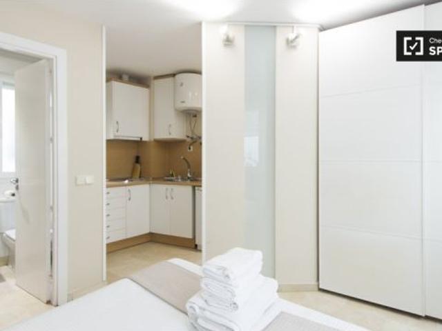 Estudio en alquiler en Sol