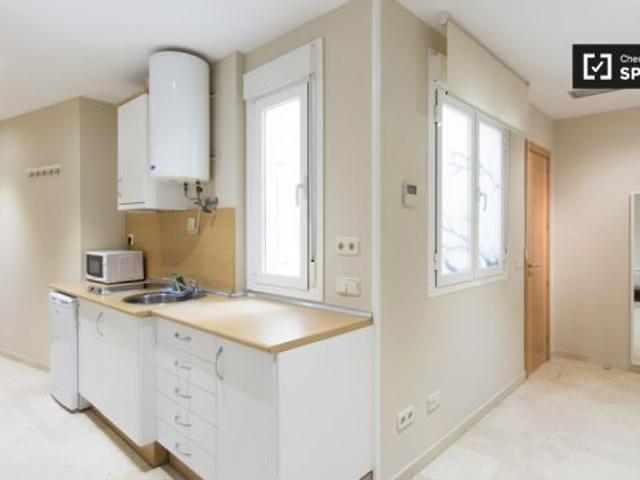 Estudio en alquiler en Sol, Madrid