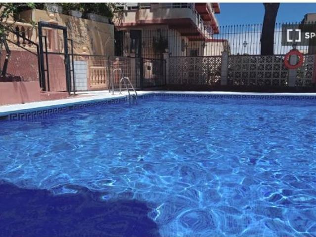Estudio en alquiler en Torremolinos, ideal para parejas