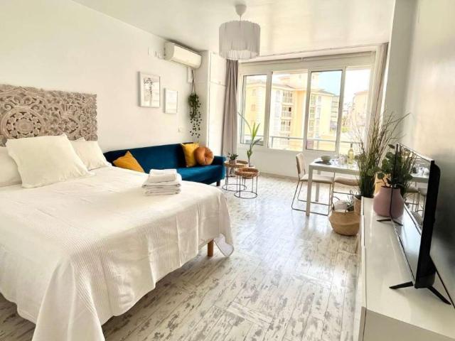 Estudio en alquiler en Torremolinos Málaga