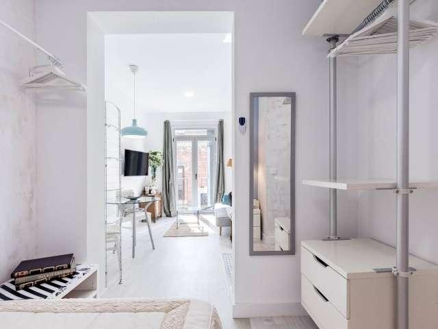 Estudio en alquiler en Universidad, Madrid