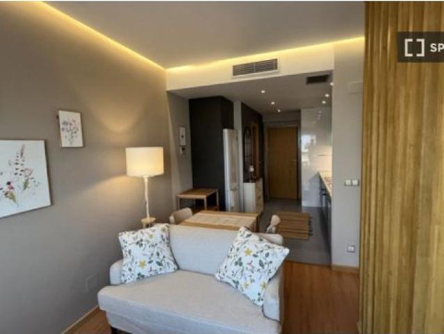 Estudio en alquiler en Valdefuentes