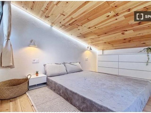 Estudio en alquiler en Valencia, amueblado con lavadora privada