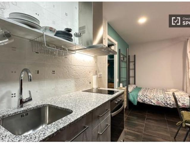Estudio en alquiler en Vila de Gràcia, gastos incluidos
