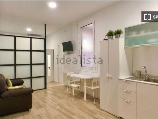 Estudio en alquiler en Vila de Gràcia, gastos incluidos