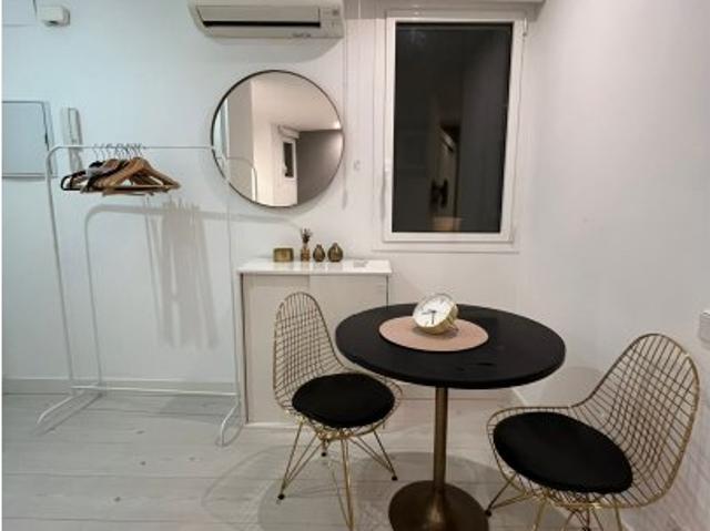 Estudio en alquiler en Universidad, Madrid