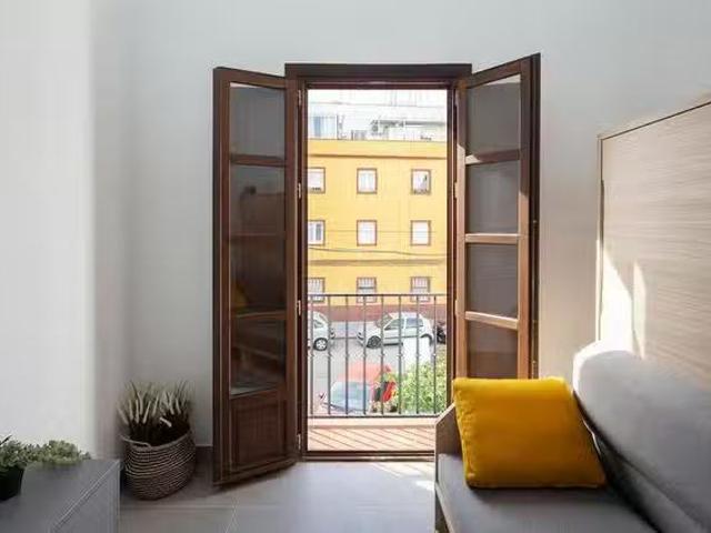 Estudio en Calle Alfarería, Triana Casco Antiguo