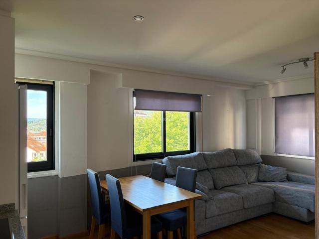 Estudio en venta en Ourense, Universidad. ESTUDIO EN VENTA CON INQUILINO IDEAL INVERSORES GARAJE Y TRASTERO. Estudios.