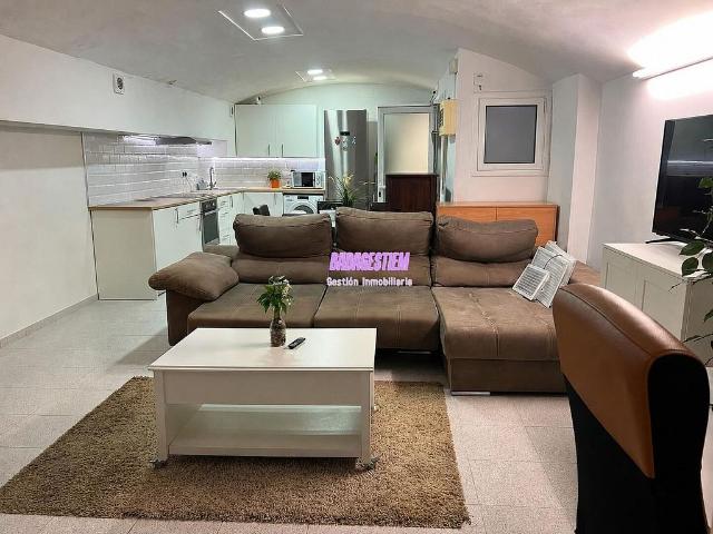 Estudio en venta en Badalona, de 58 m² por 119.000