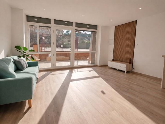 Estudio en venta en Barcelona, Besòs Maresme. Estudio reformado a estrenar en Gran Via de les Corts Catalanes. Estudios.