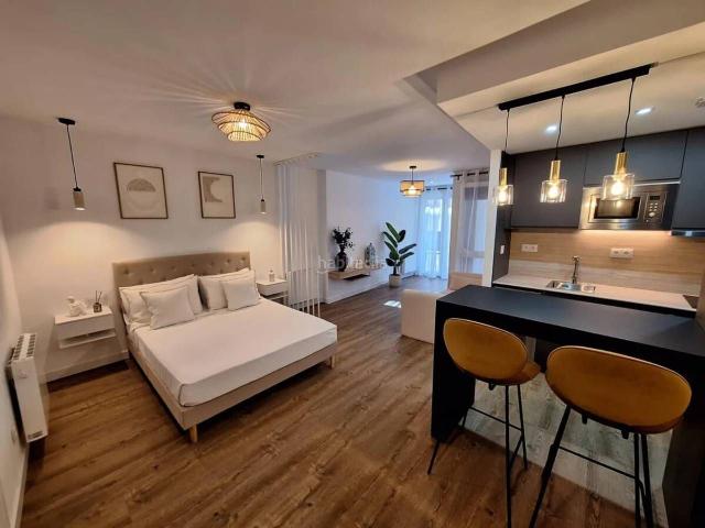 Estudio en venta en Barcelona, Guinardó. OPORTUNIDA ESTUDIO REFORMADA A ESTRENAR!. Estudios.
