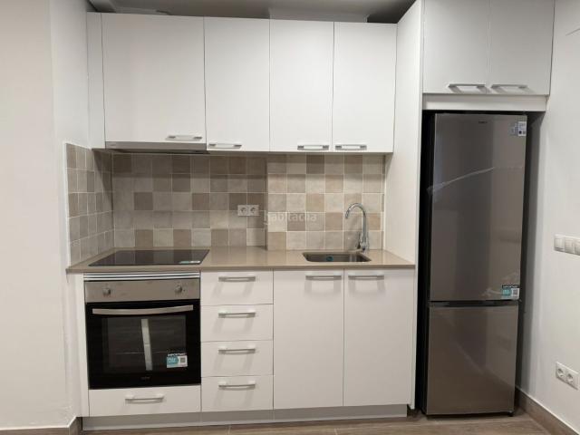 Estudio en venta en Barcelona, Horta. Estudio reformado en el barrio de Horta. Estudios.