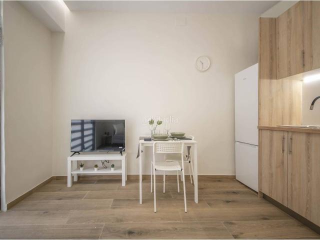 Estudio en venta en Barcelona, Horta. Piso en venta!. Estudios.