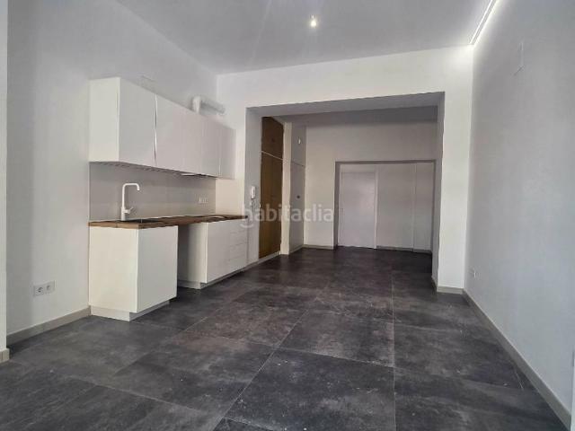 Estudio en venta en Barcelona, La Font d´en Fargues. Estudios.